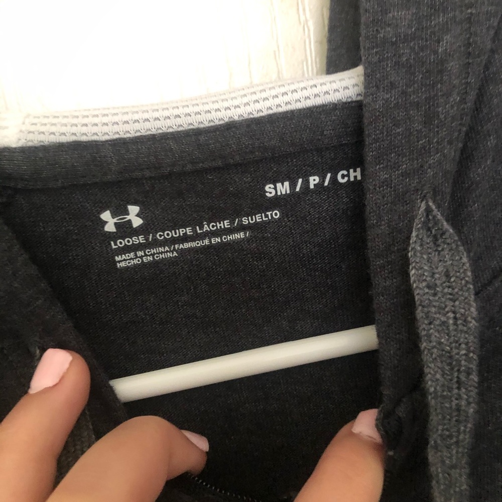 under armor jacket - Picture 2 of 3